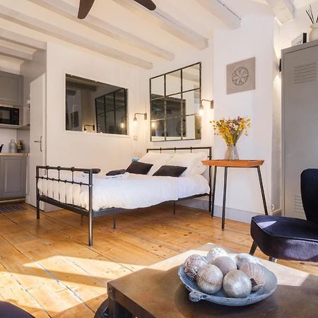 Au Grey d’Annecy, studio cosy au cœur de la ville Exterior foto